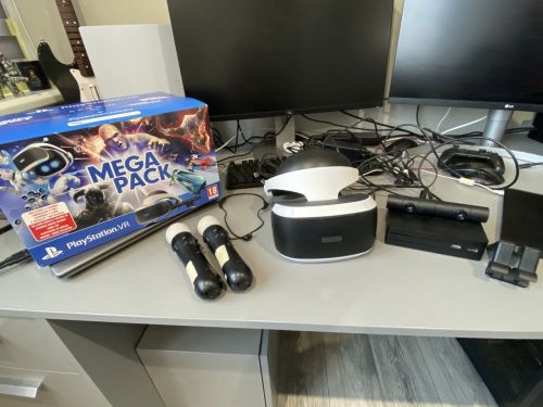 Подробнее о "Продам PS 4 VR комплект"